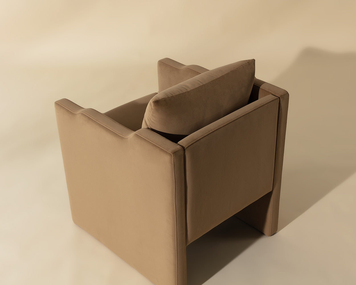 Scala Lounge Chair