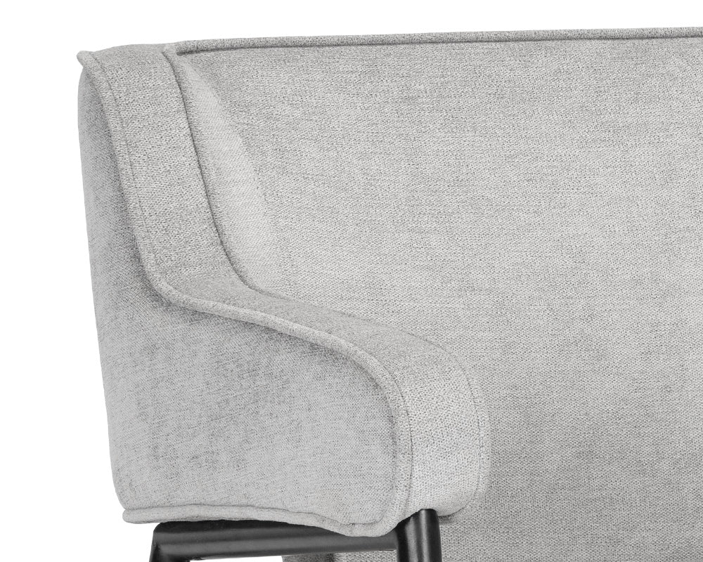 Derome Lounge Chair