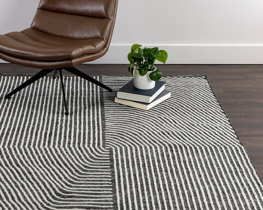 Serene Hand-woven Rug