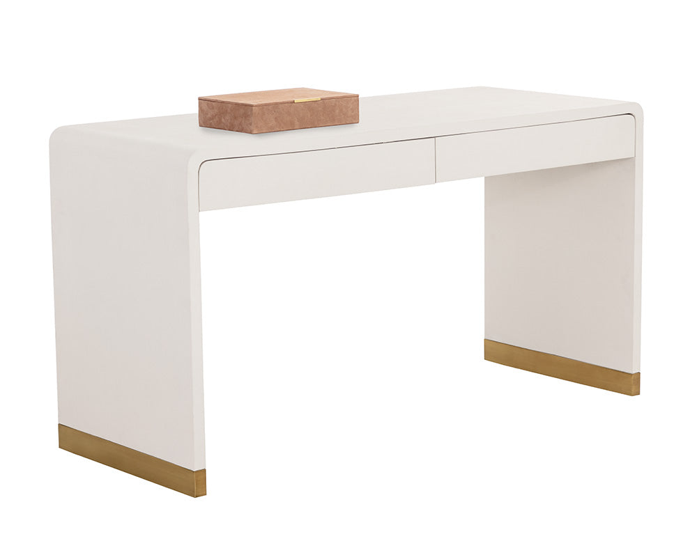 Ilona Desk