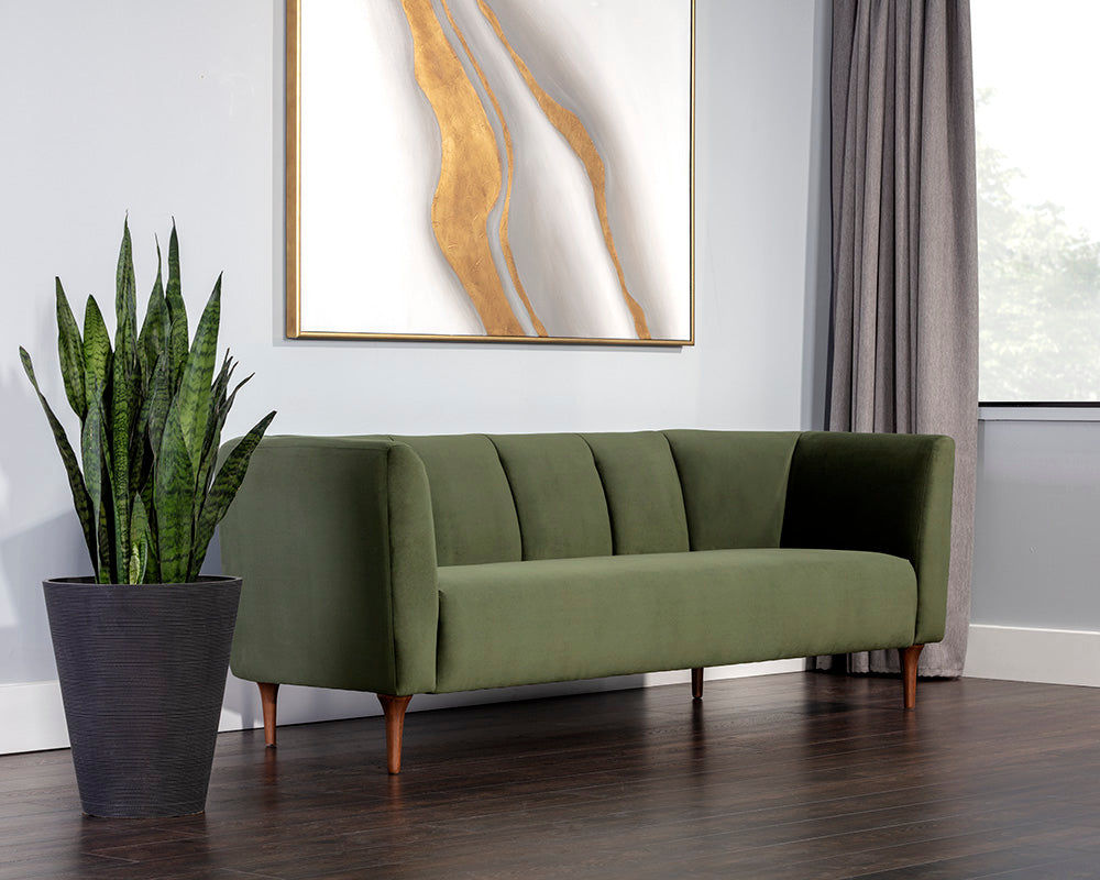 Magnolia Sofa