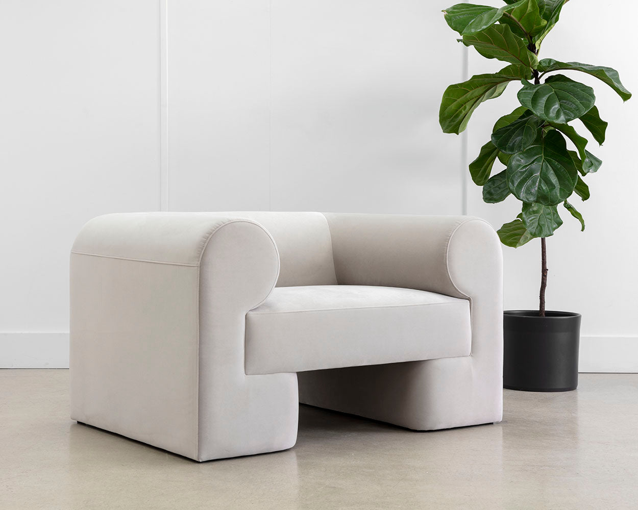 Ionic Armchair