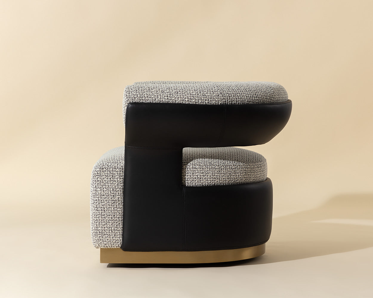 Olida Swivel Lounge Chair