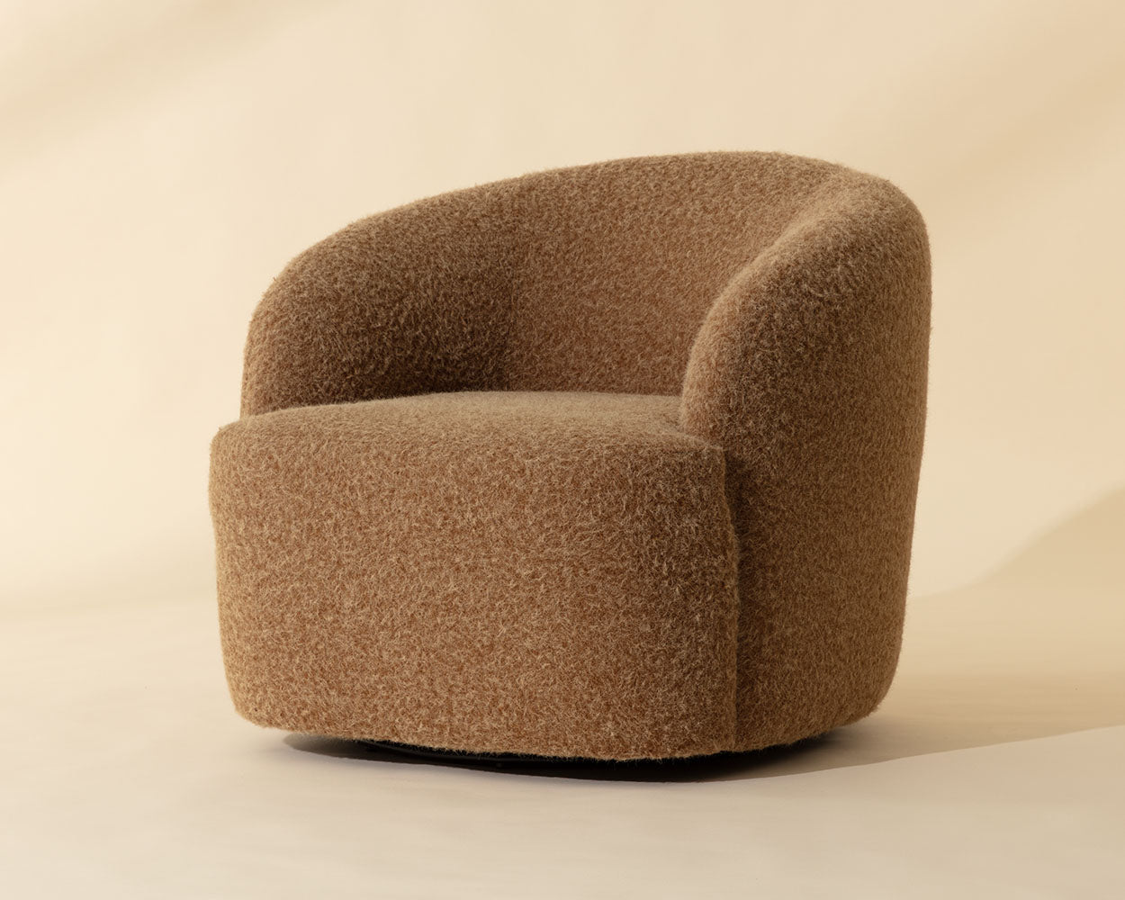 Fuwari Swivel Lounge Chair