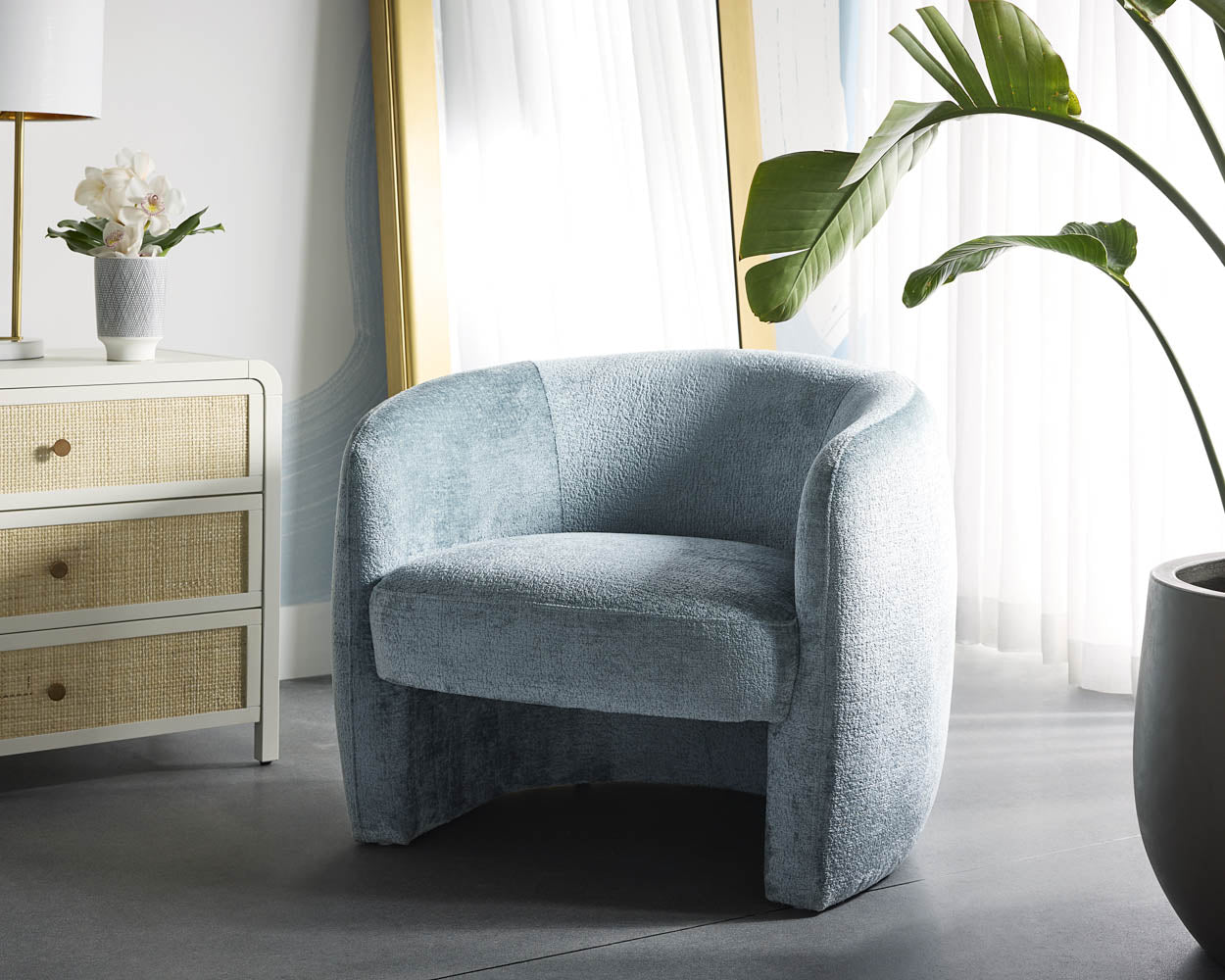 Mircea Lounge Chair